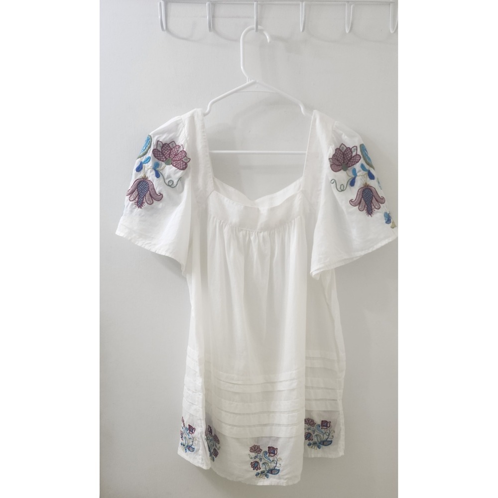 Anthropologie White Embroidered Floral Peasant Blouse Square Neck Cotton Top M